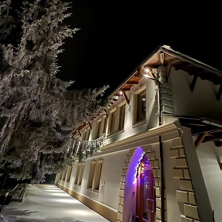 Hotel Galeria Pezinska Baba Pezinok Eksteriør billede