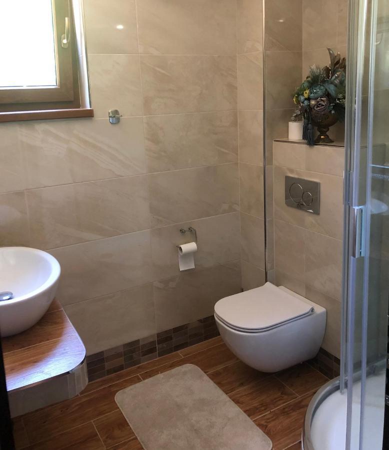 Hotel Galeria Pezinska Baba Pezinok Eksteriør billede