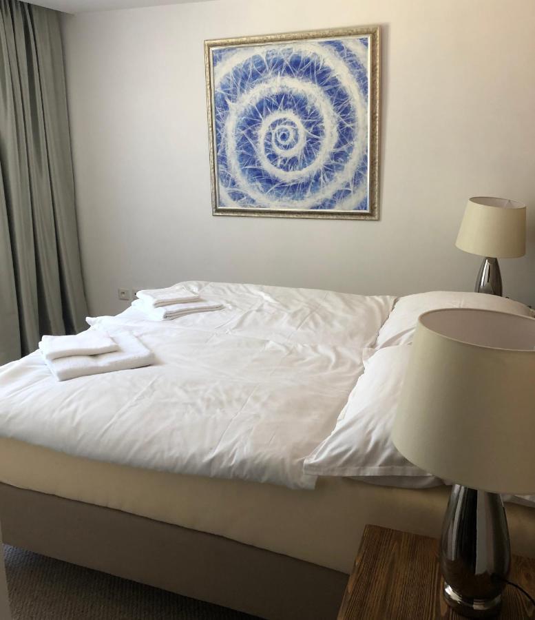 Hotel Galeria Pezinska Baba Pezinok Eksteriør billede