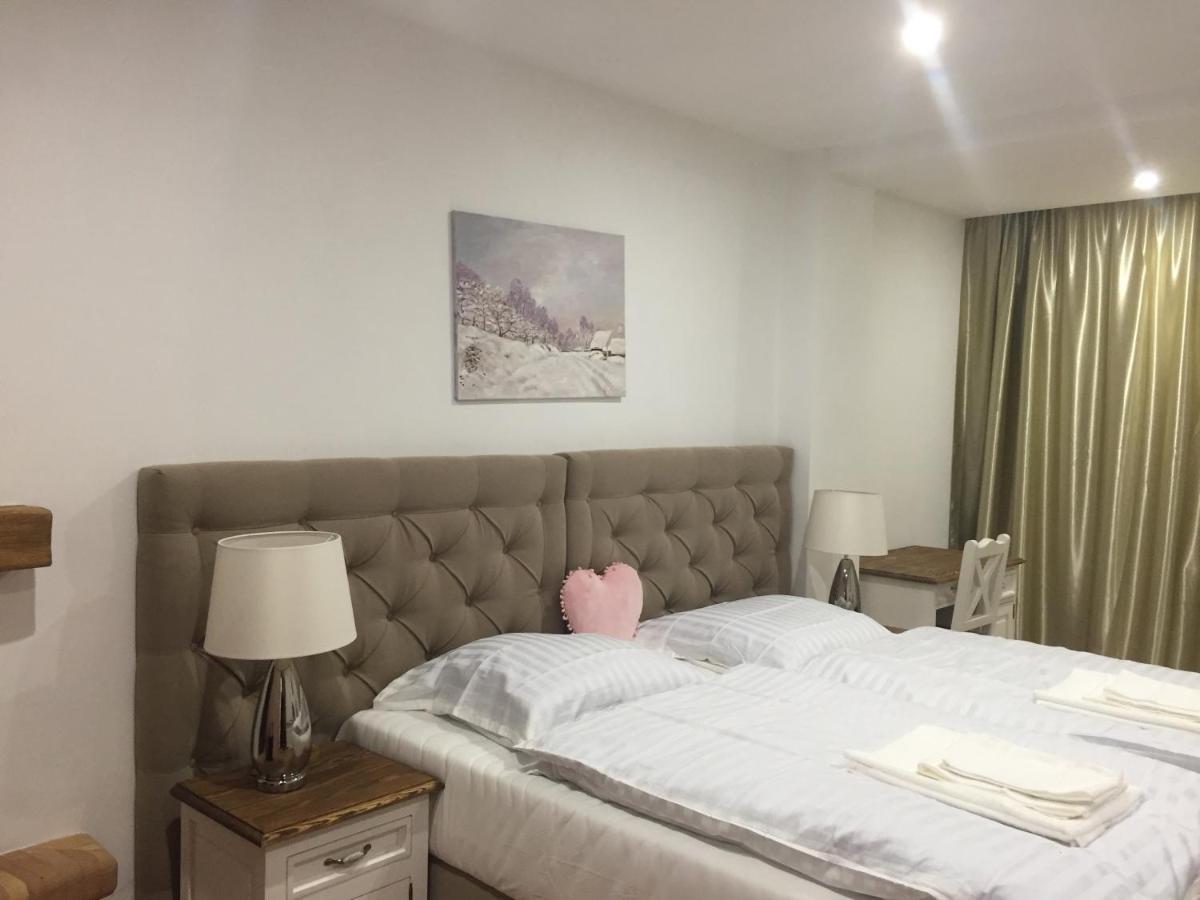 Hotel Galeria Pezinska Baba Pezinok Eksteriør billede