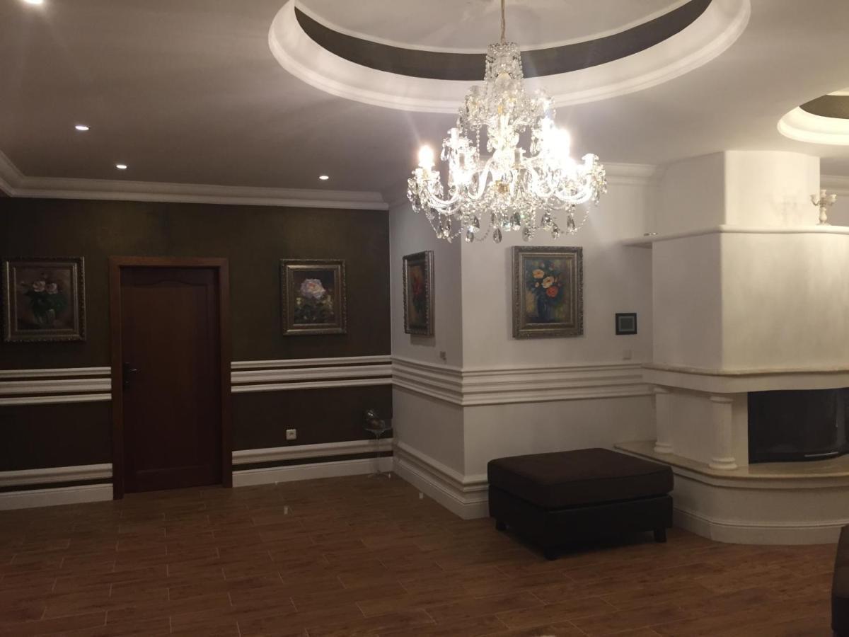 Hotel Galeria Pezinska Baba Pezinok Eksteriør billede